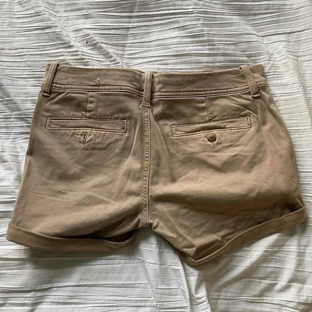 shorts - Picture 2 of 5